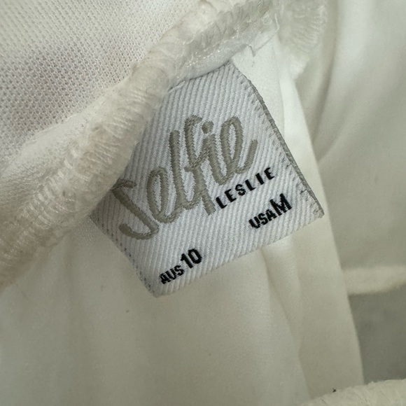 SELFIE LESLIE MON AMOUR LACE DETAIL TULLE MESH HEM DRESS WHITE - M - Picture 6 of 6